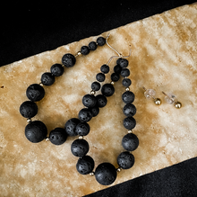 Load image into Gallery viewer, Djoser Fragrance Diffusing Earrings